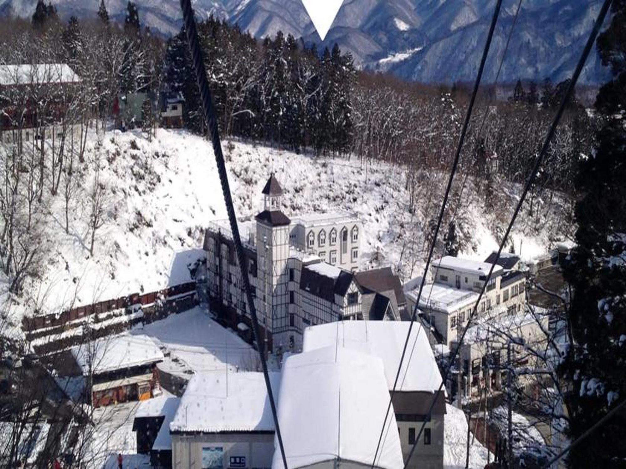 Hakuba Gondola Hotel Extérieur photo